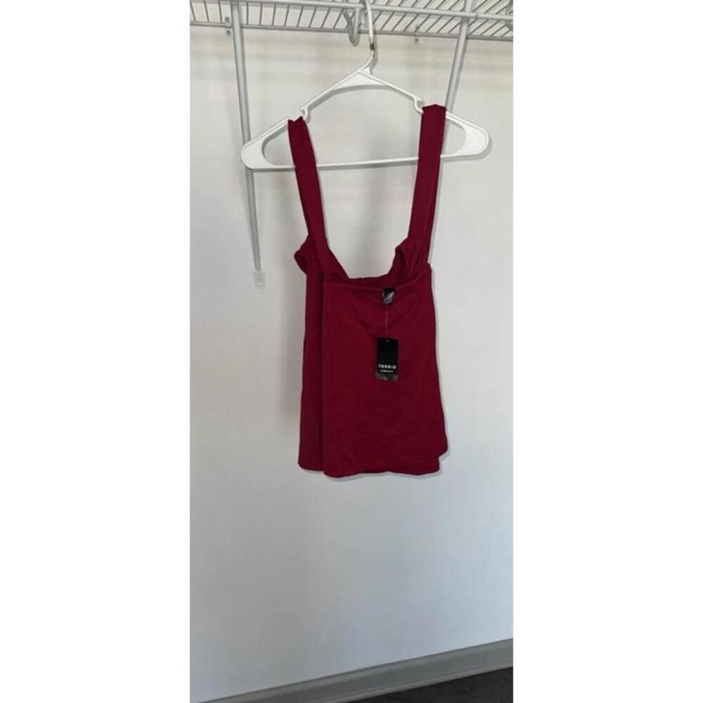Torrid Red Sleeveless Sweetheart Tank Size 3